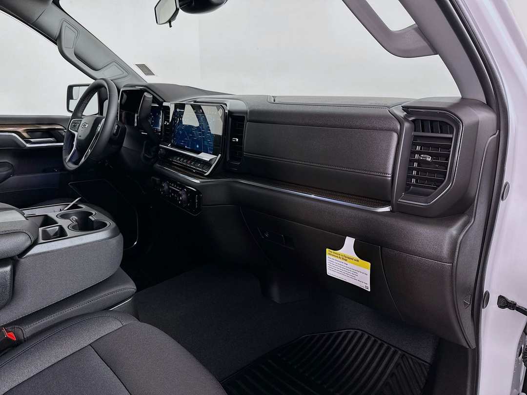 2025 Chevrolet Silverado 1500 RST - Image 30