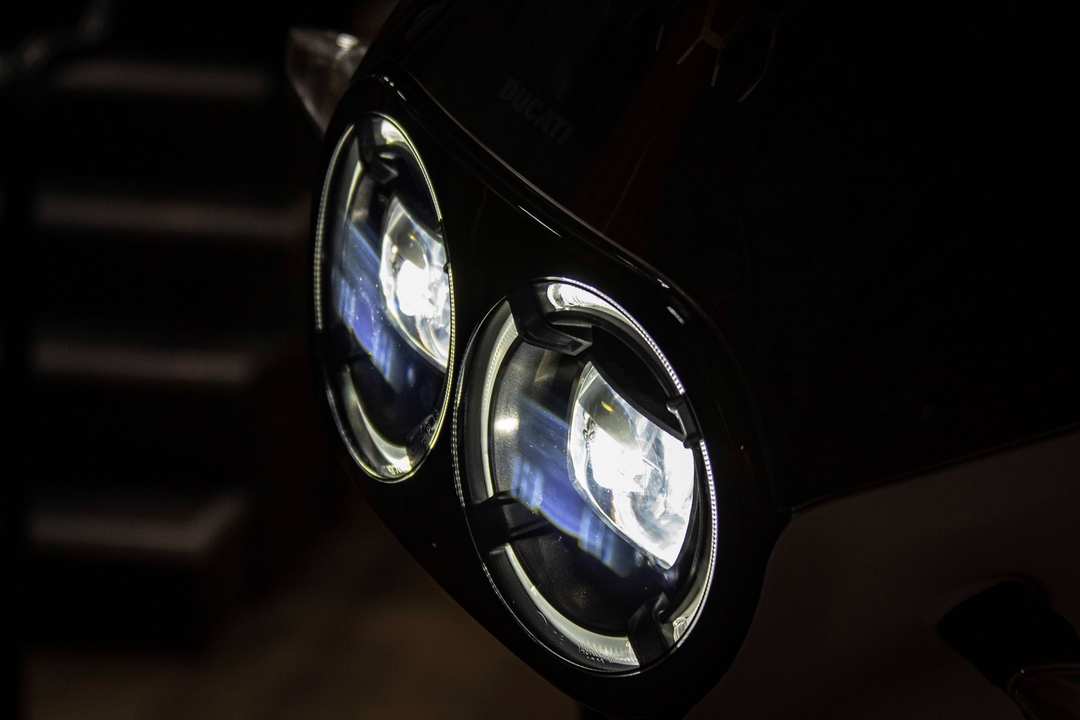 2025 Ducati Desertx - Image 2