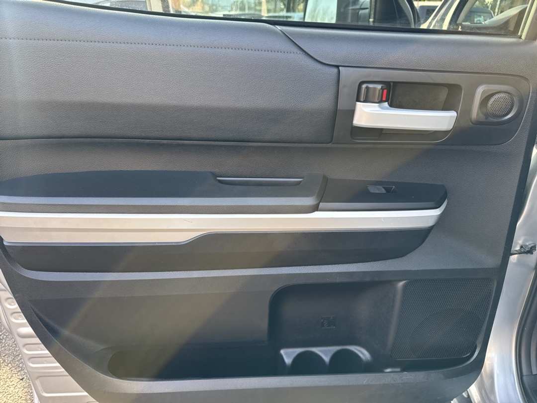 2014 Toyota Tundra SR5 - Image 36