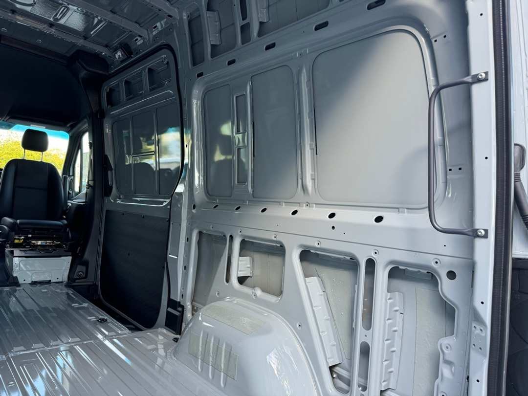 2025 Mercedes-Benz Sprinter 2500 Cargo 144 WB - Image 11