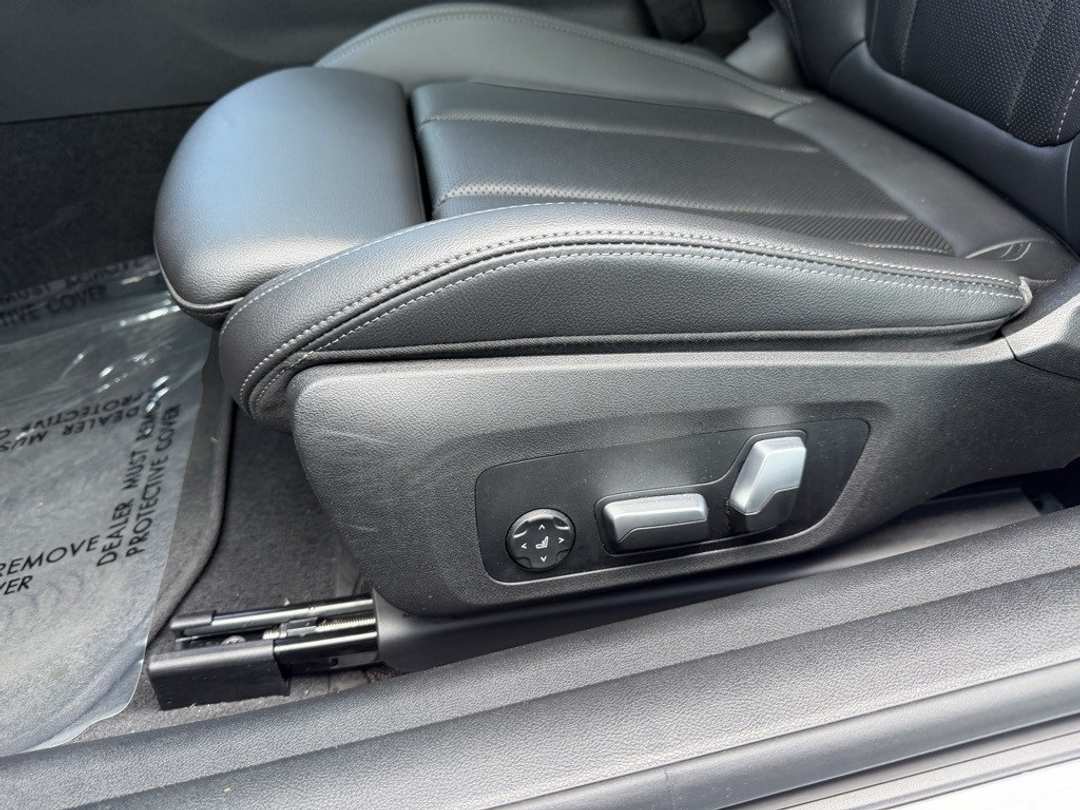 2024 BMW 4 Series M440i xDrive - Image 14