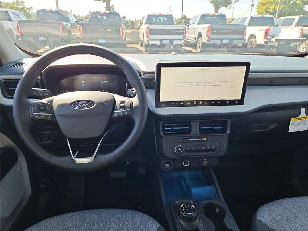 2025 Ford Maverick XLT - Image 24