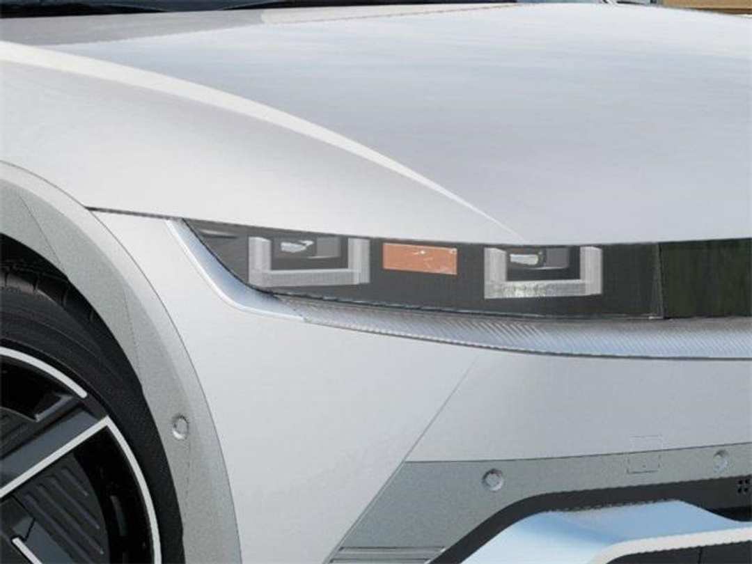 2026 Hyundai Ioniq 5 Limited - Image 9