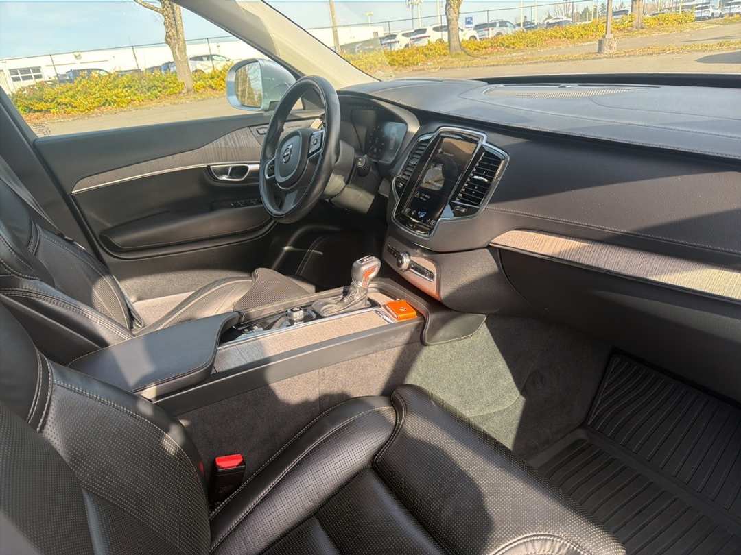 2022 Volvo Xc90 T6 Inscription - Image 29