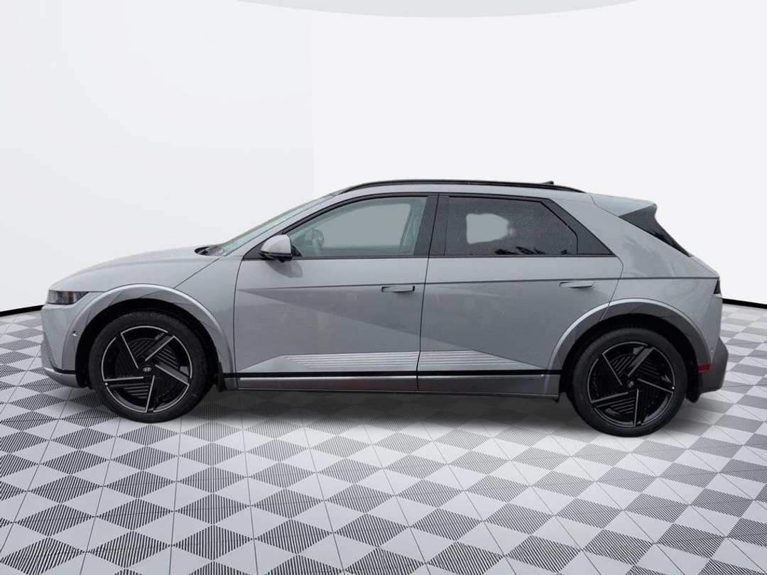 2026 Hyundai Ioniq 5 Limited - Image 3