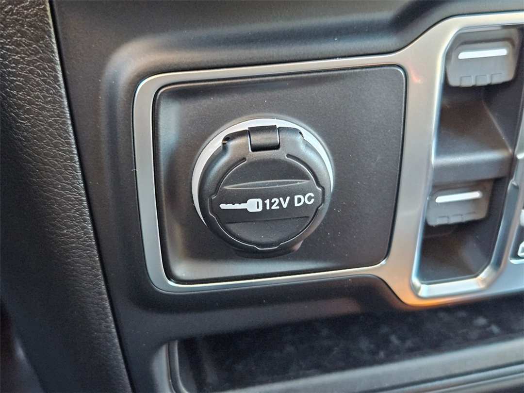 2026 Jeep Wrangler Sport - Image 25