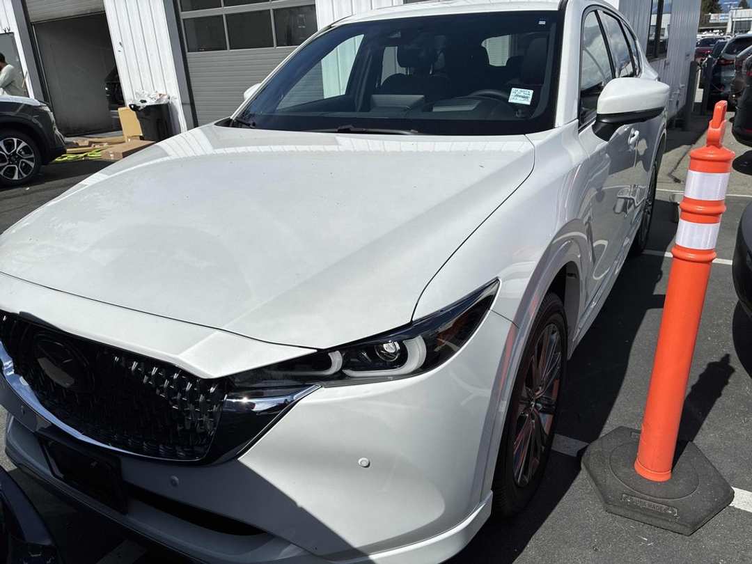 2024 MAZDA CX-5 SIGNATURE - Image 2