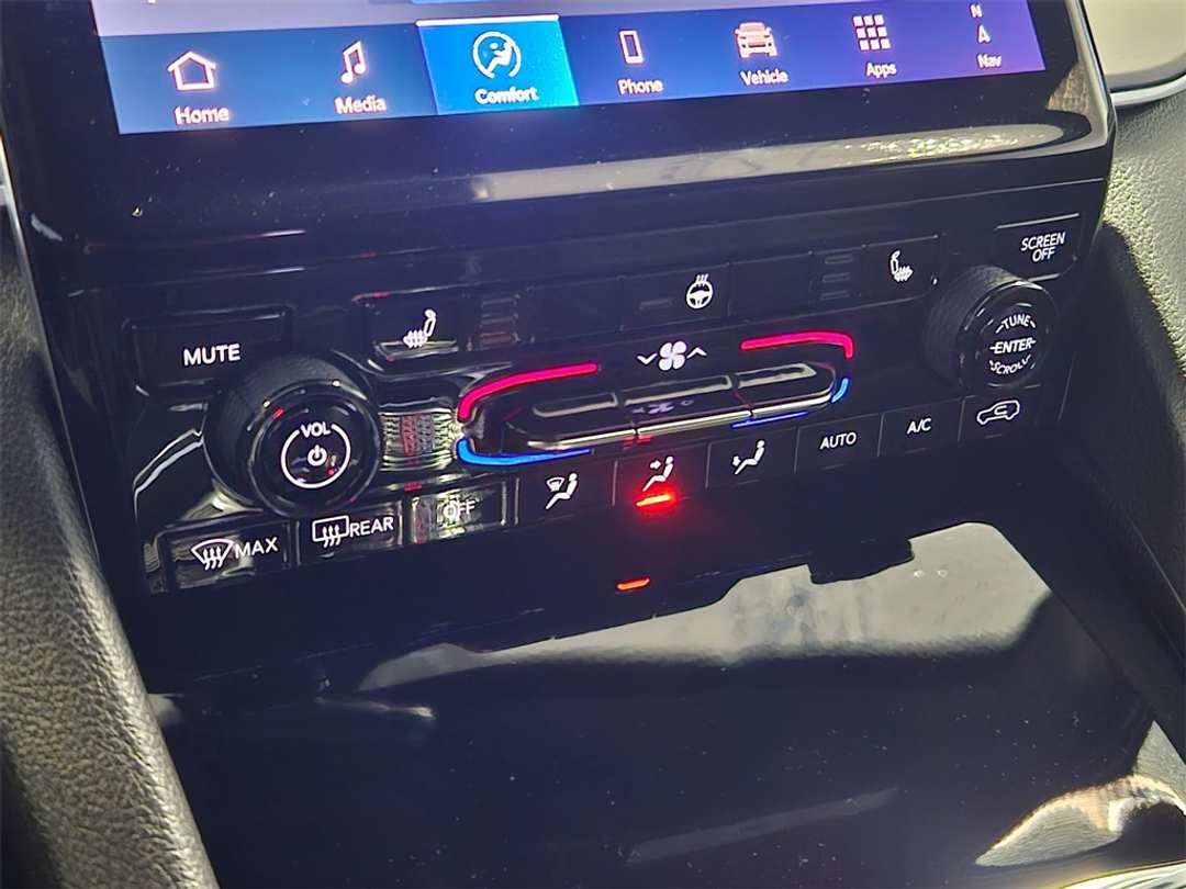 2025 Jeep Grand Cherokee Limited - Image 23