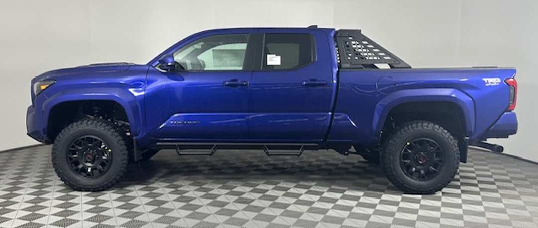 Toyota Tacoma - Image 2