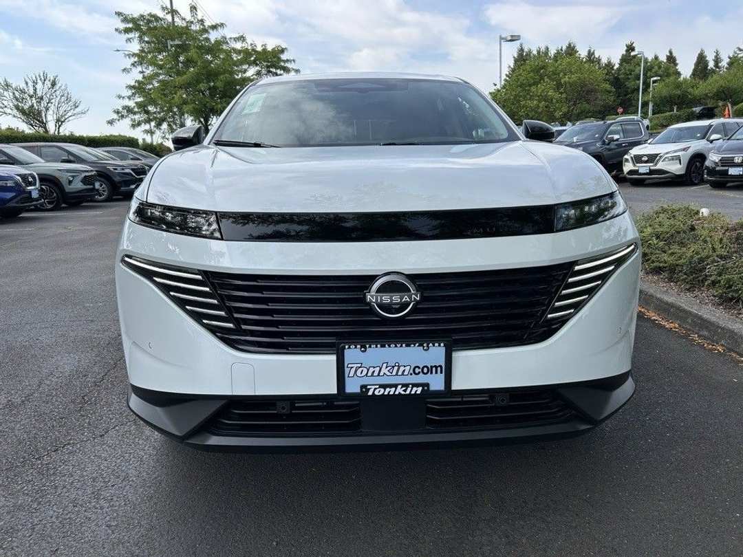 2025 Nissan Murano SL - Image 2