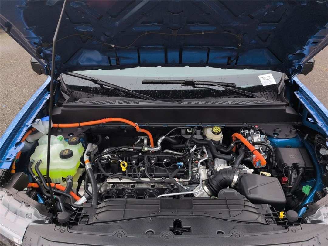 2026 Ford Maverick Lariat - Image 32