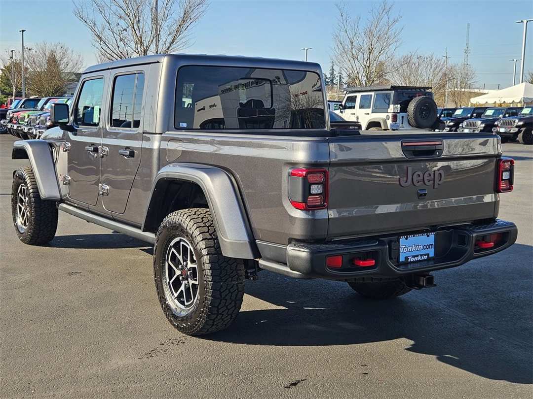 2025 Jeep Gladiator Rubicon - Image 4