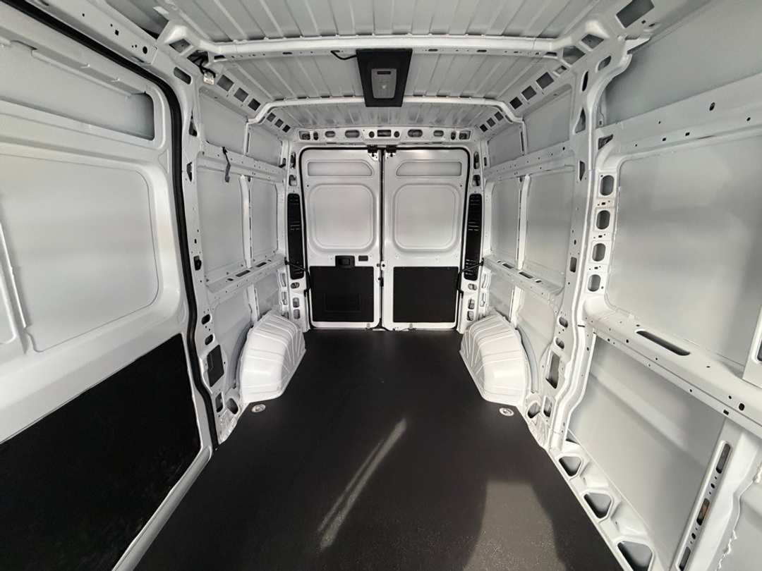 2026 Ram Promaster 2500 High Roof - Image 25