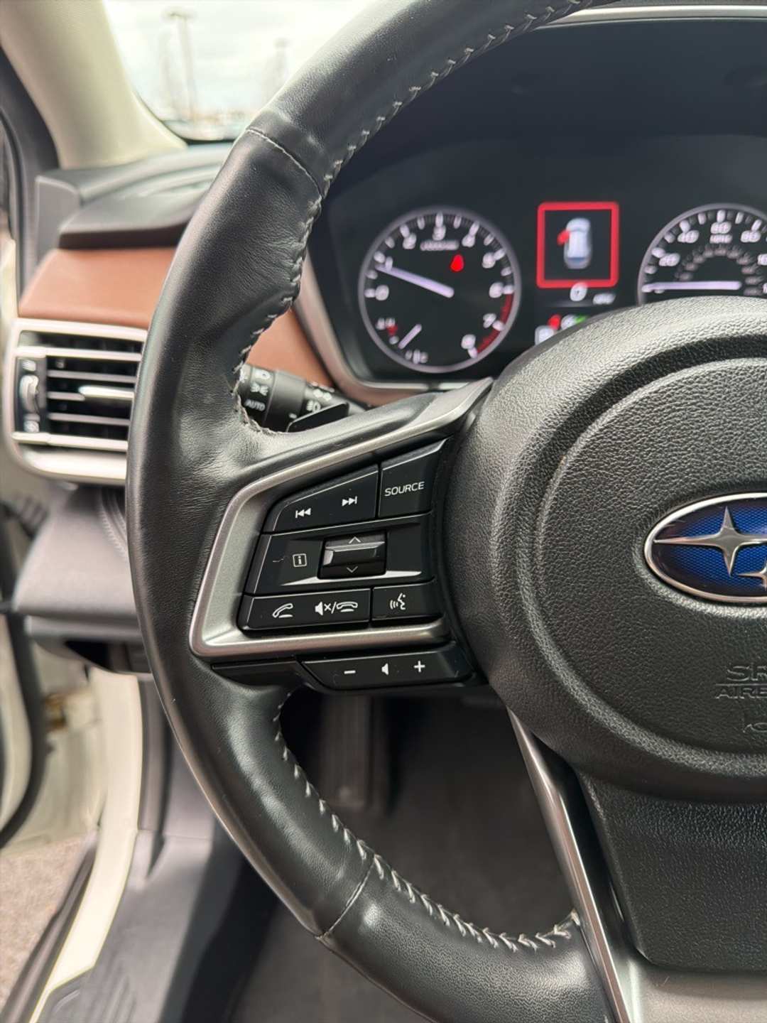 2023 Subaru Outback Touring XT - Image 32