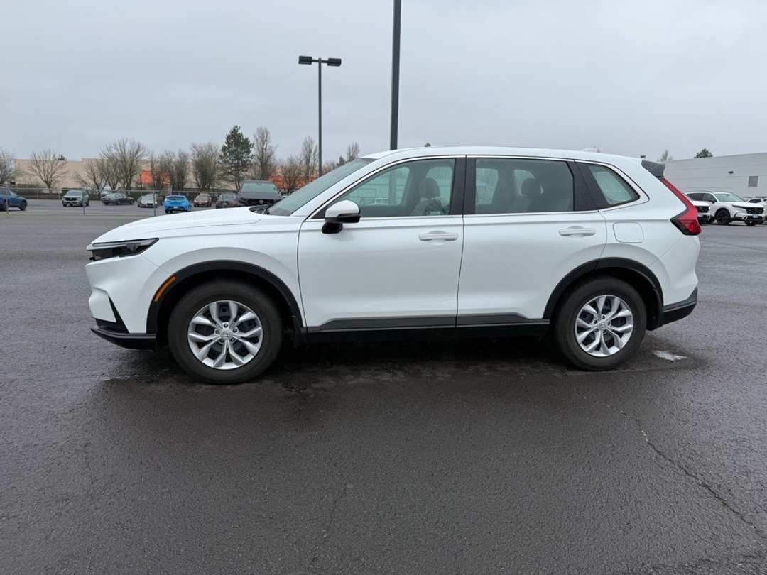 2024 Honda CR-V LX - Image 4