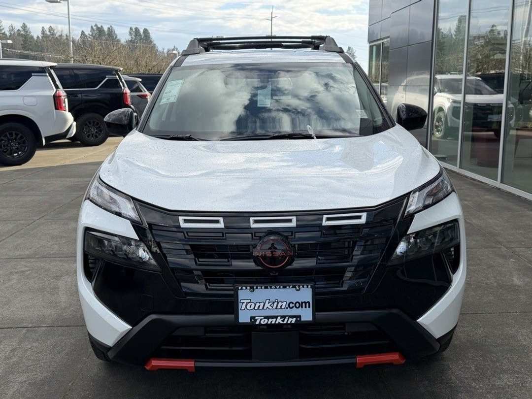 2026 Nissan Rogue Rock Creek - Image 3