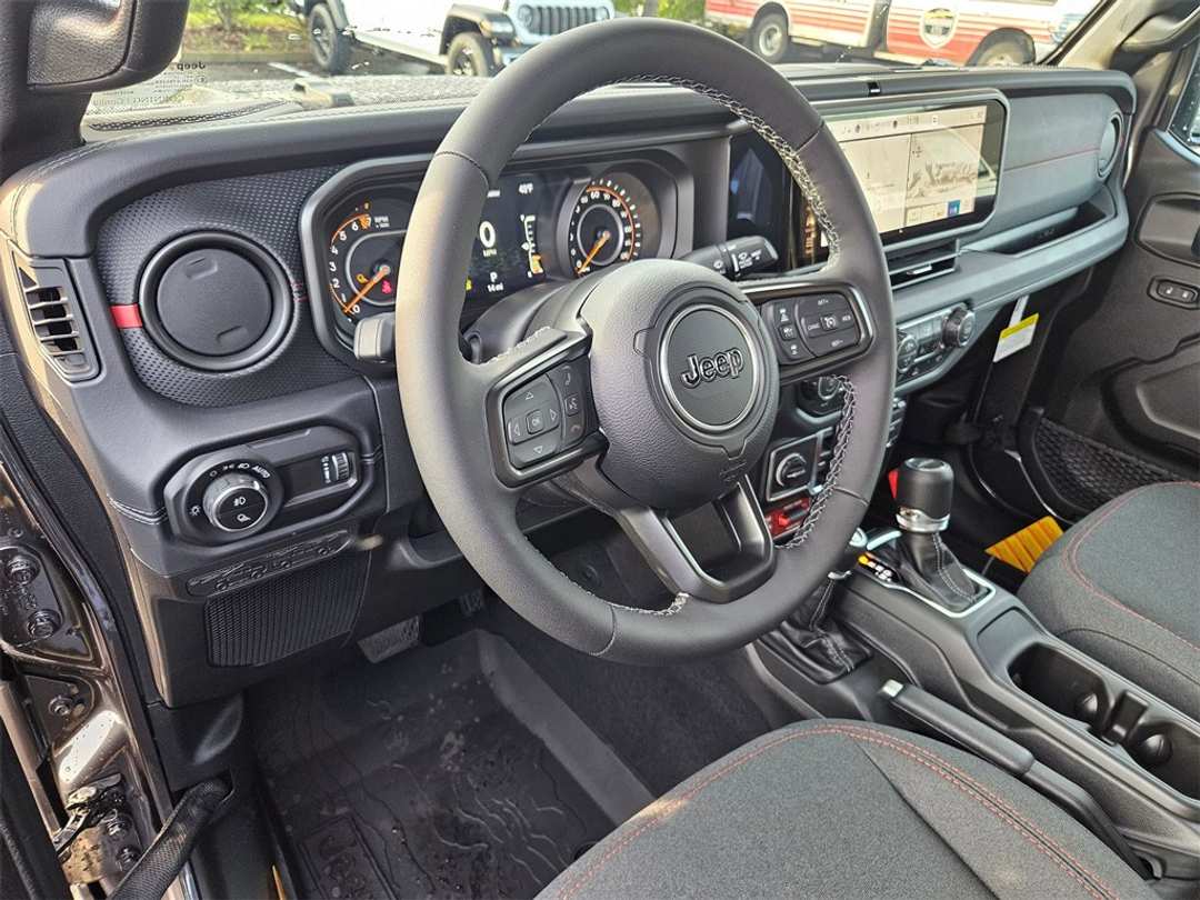 2026 Jeep Gladiator Rubicon - Image 13