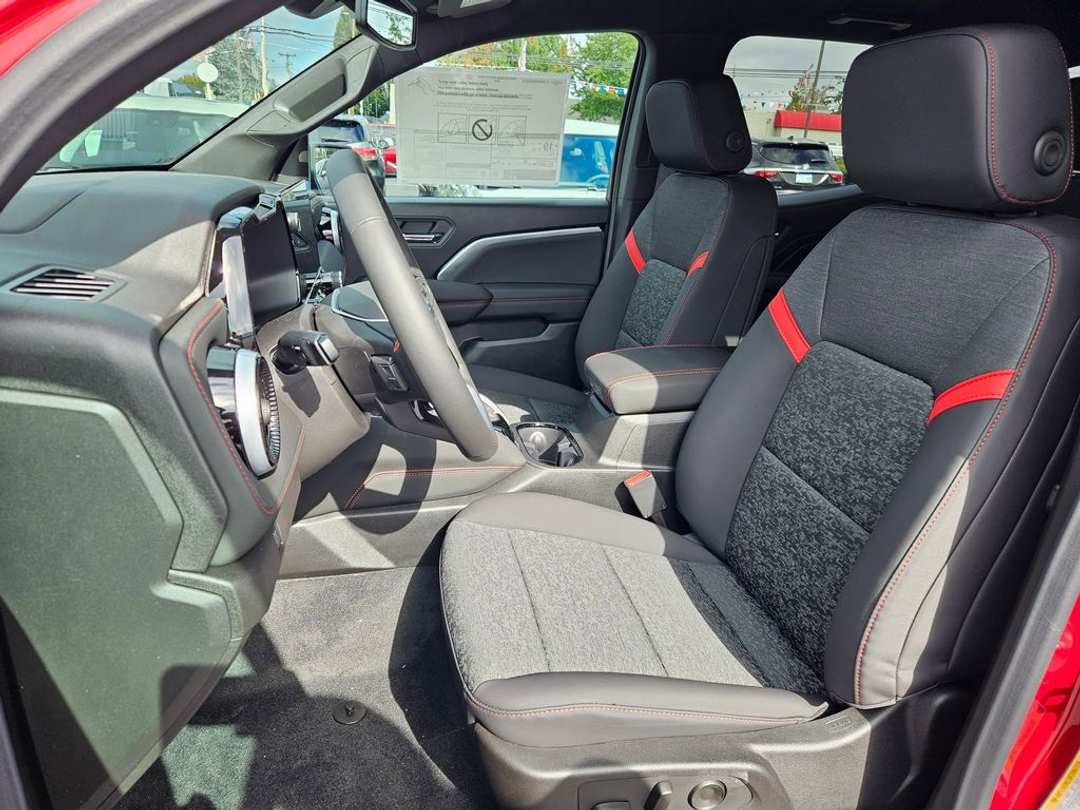 2026 Chevrolet Colorado Z71 - Image 14