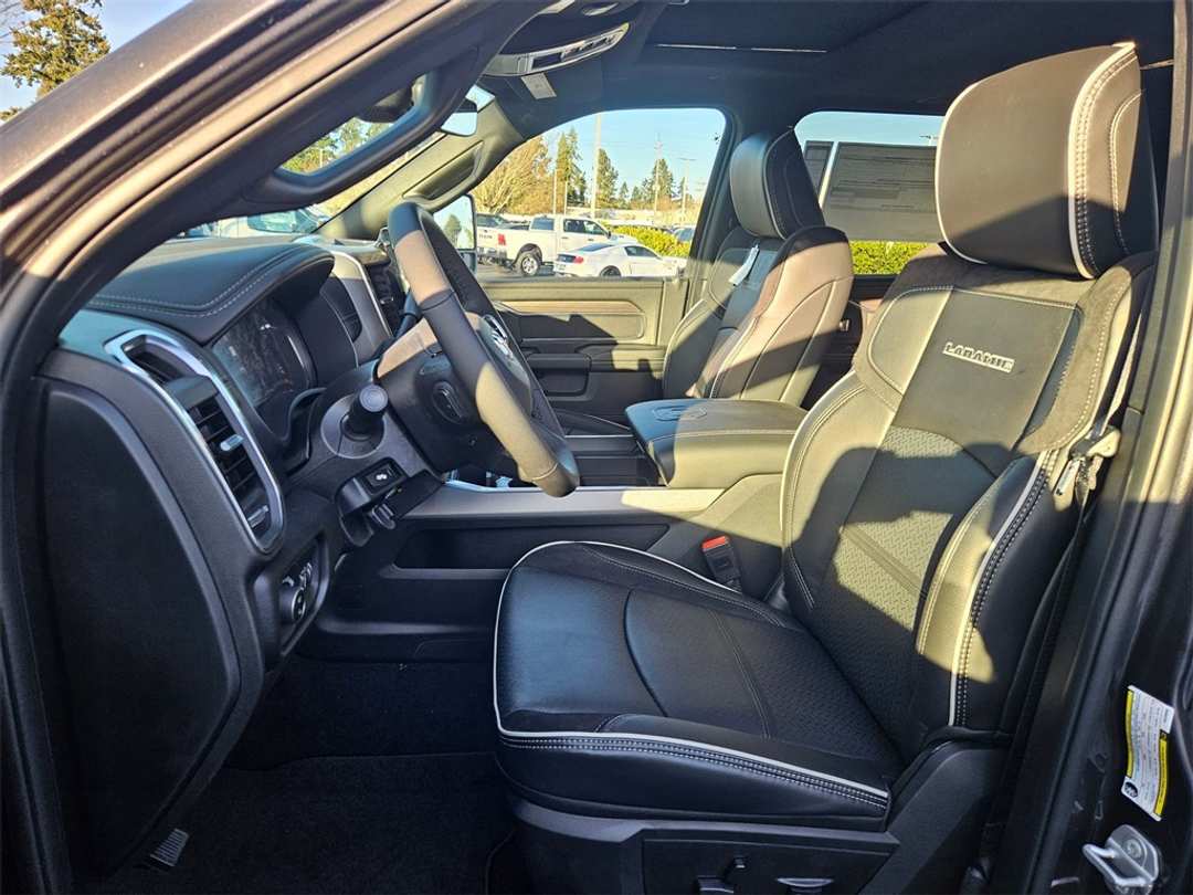 2026 Ram 2500 Laramie - Image 14