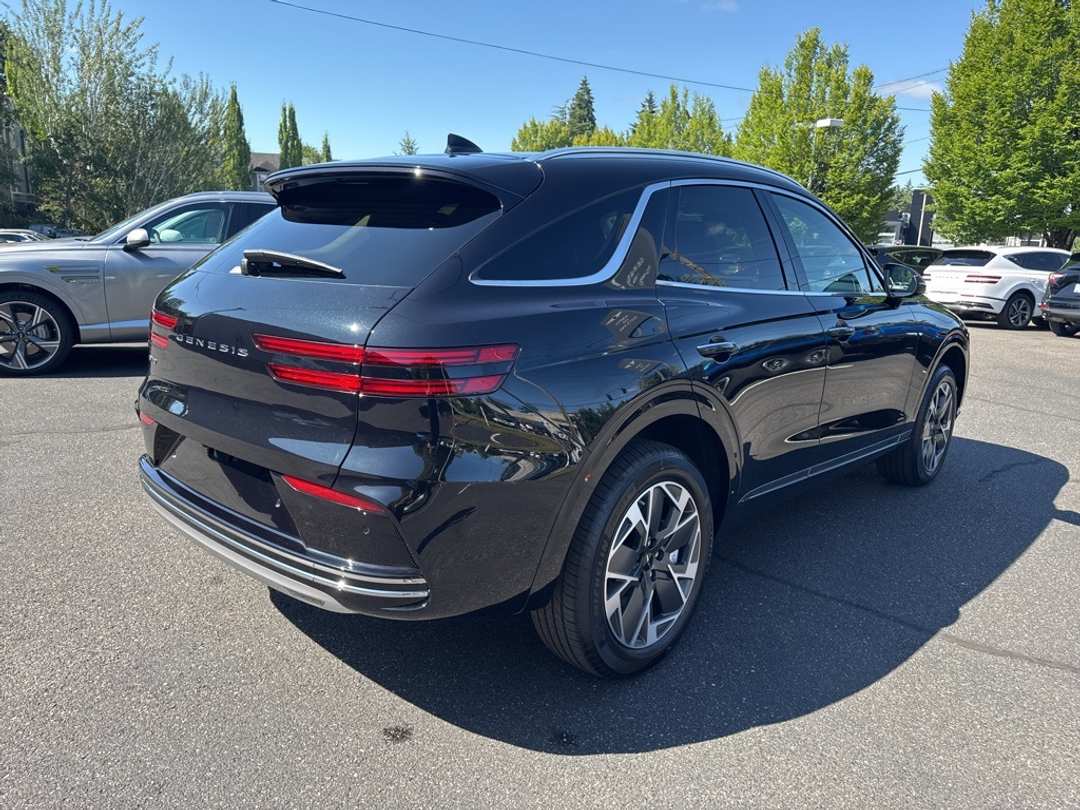 2026 Genesis Electrified Gv70 - Image 7