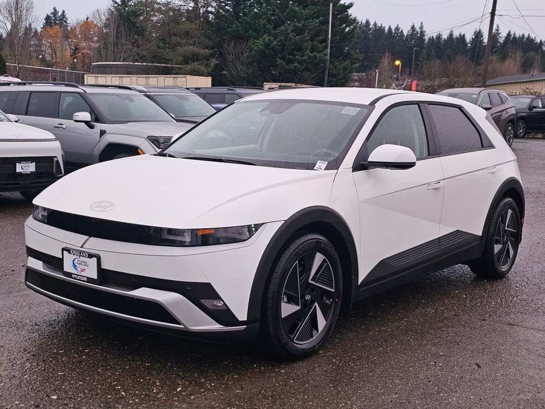 2026 Hyundai Ioniq 5 SEL - Image 3