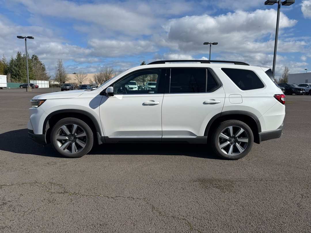 2025 Honda Pilot Elite - Image 4