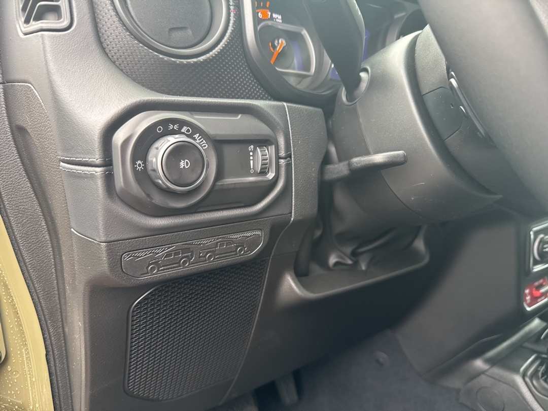 2026 Jeep Wrangler Rubicon - Image 15