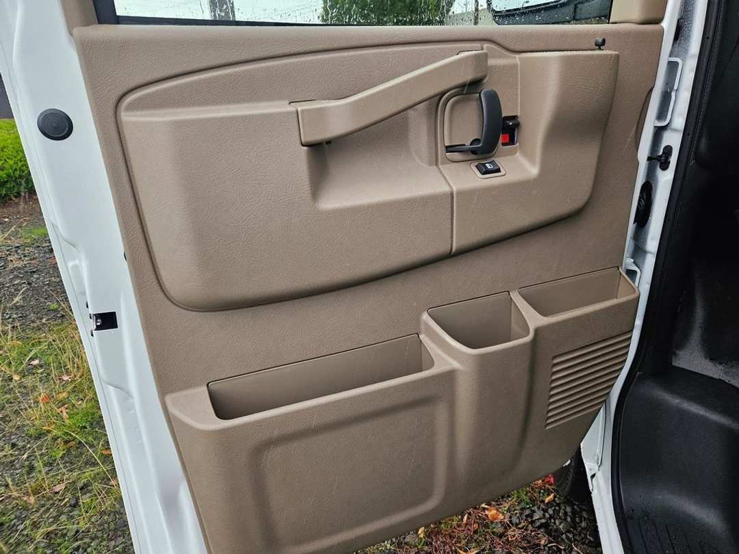 2025 Chevrolet Express 2500 Work - Image 10