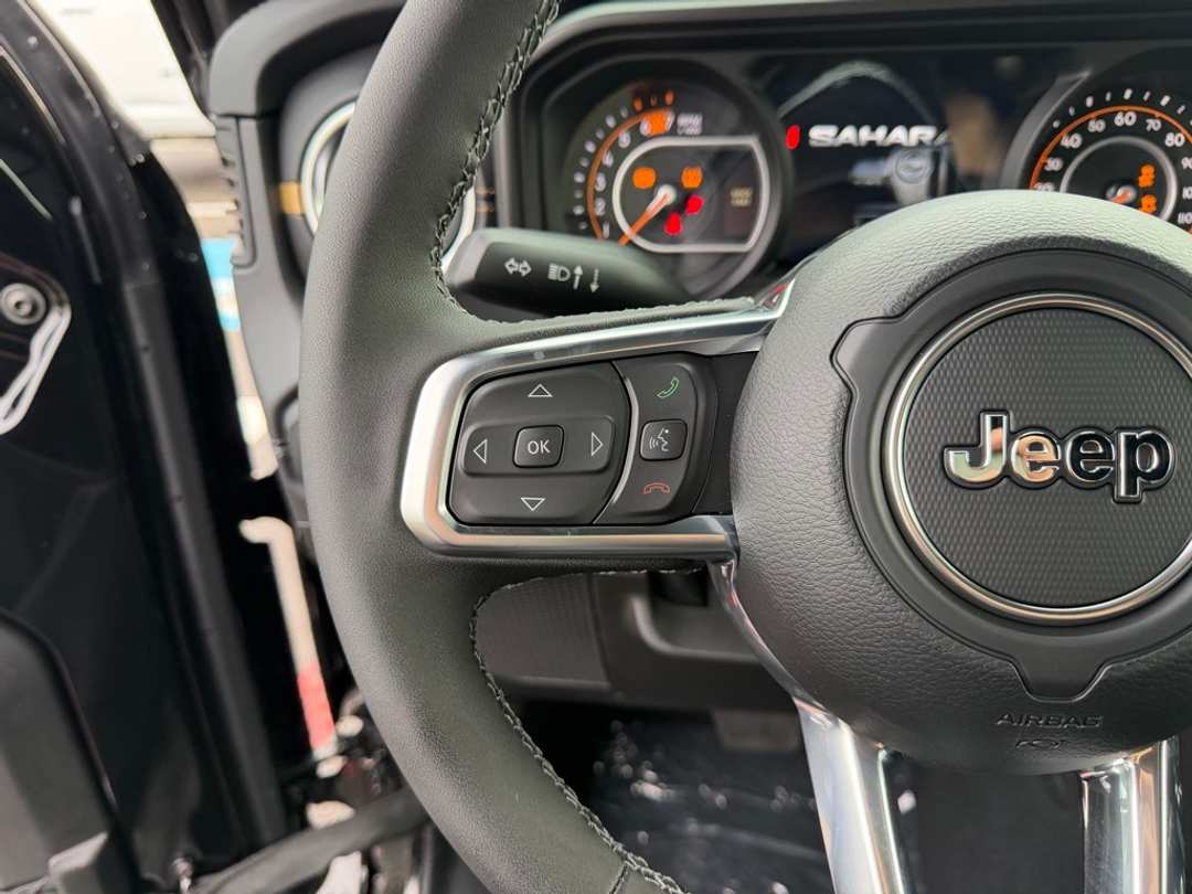 2026 Jeep Wrangler Sahara - Image 17