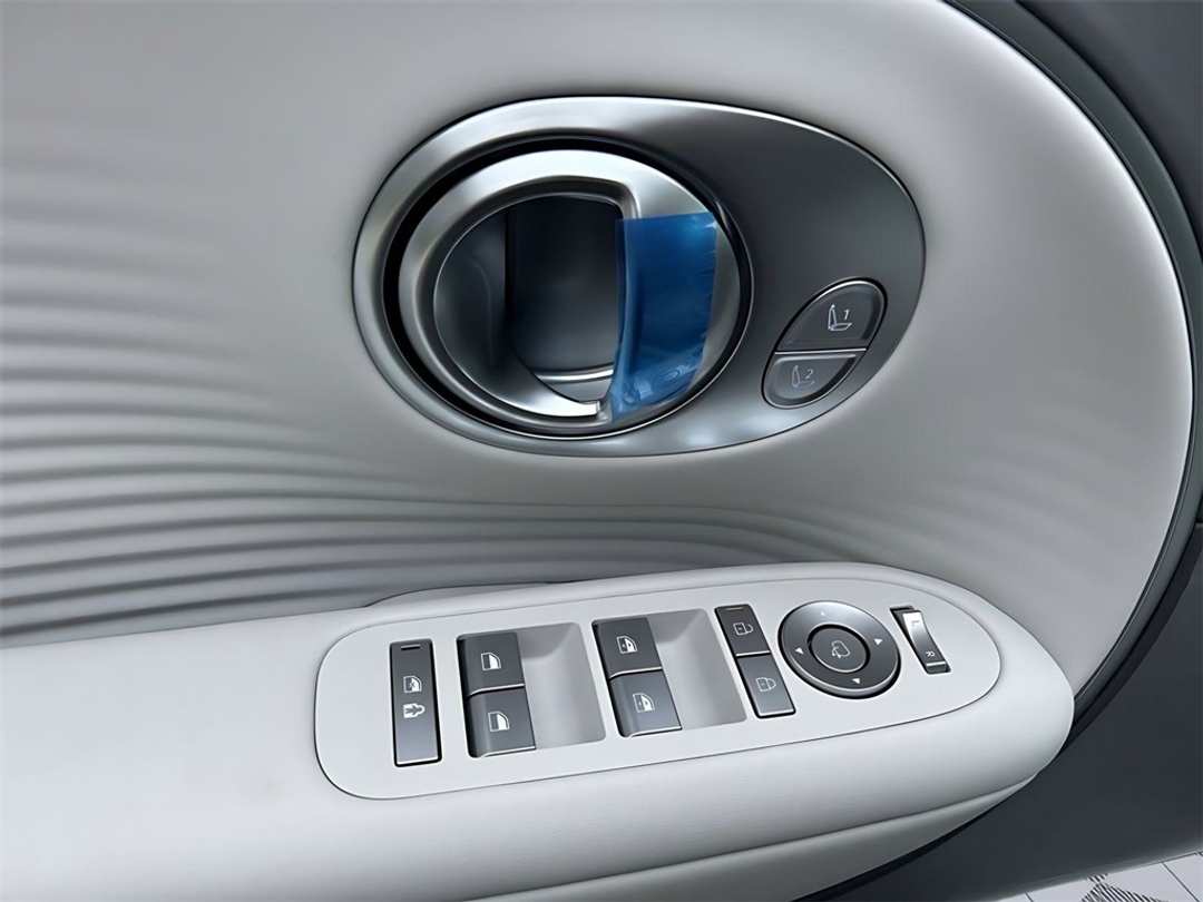 2026 Hyundai Ioniq 9 Performance Limited - Image 11