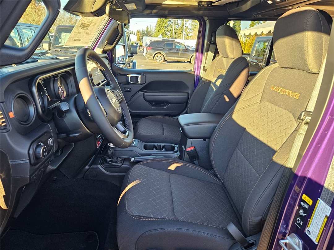 2026 Jeep Gladiator Mojave - Image 14