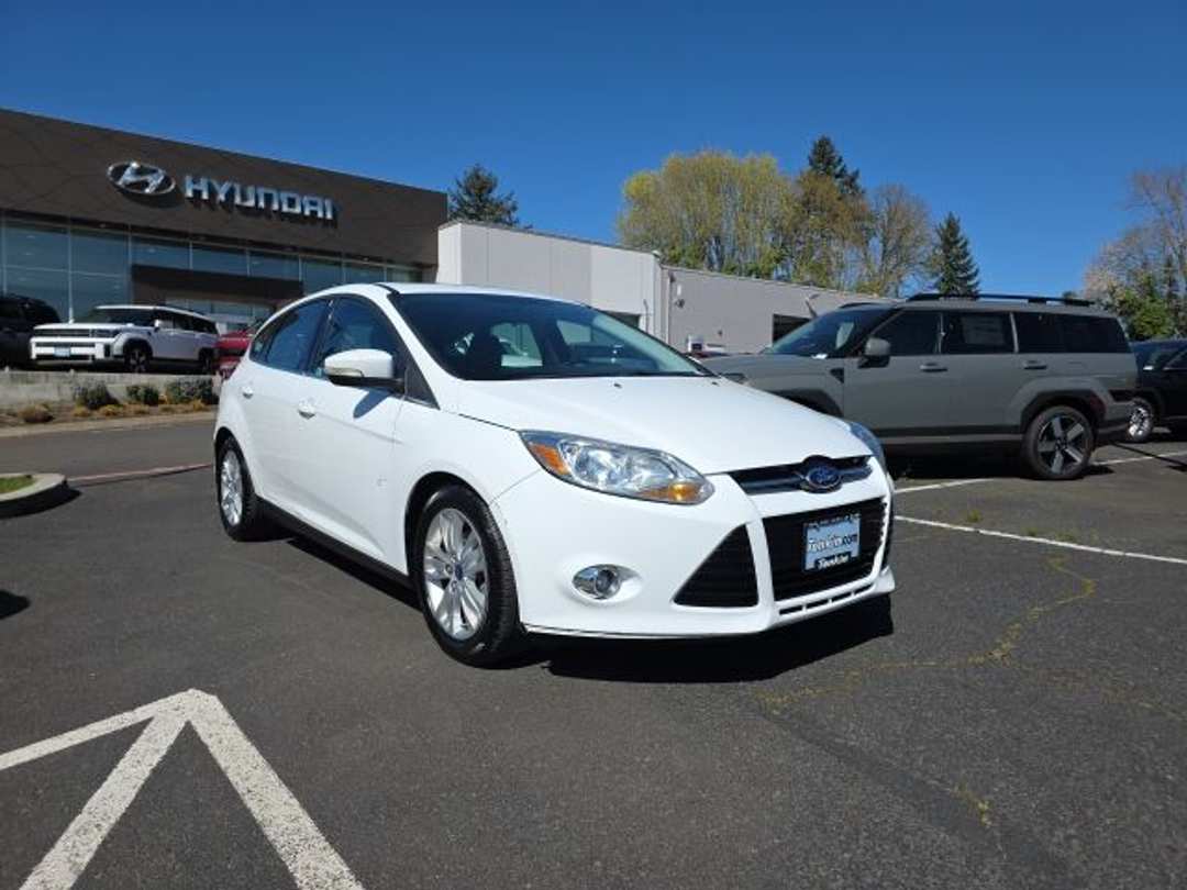 2012 Ford Focus SEL - Image 2
