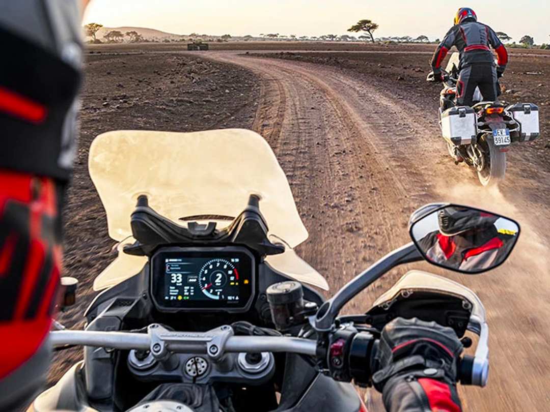 2024 Ducati Multistrada V4 Rally Adventure Travel & Radar - Image 17