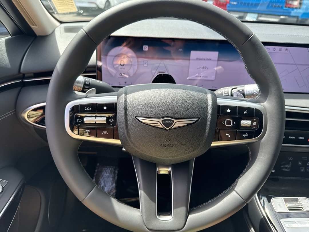 2026 Genesis Gv70 2.5T - Image 22