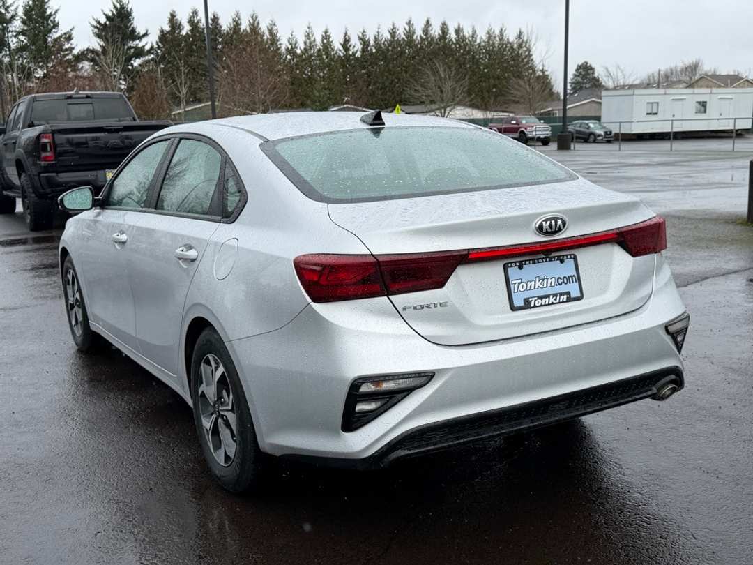 2021 Kia Forte LXS - Image 6