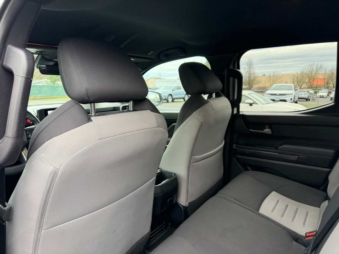 2024 Toyota Tacoma TRD OffRoad - Image 29