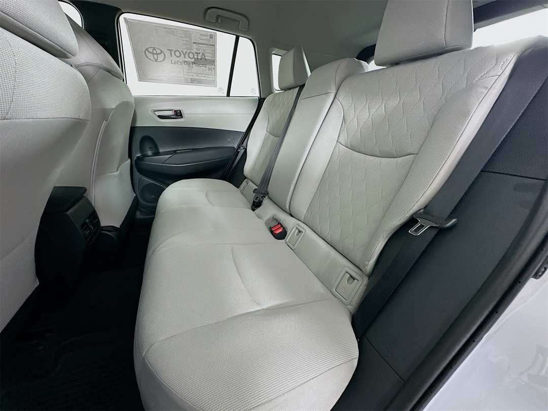 2026 Toyota Corolla Cross L - Image 23