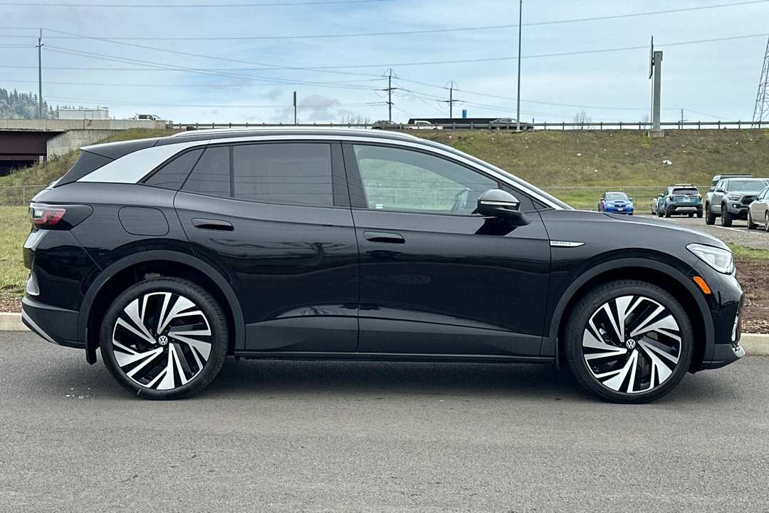 2026 Volkswagen Id.4 Pro S Plus - Image 2