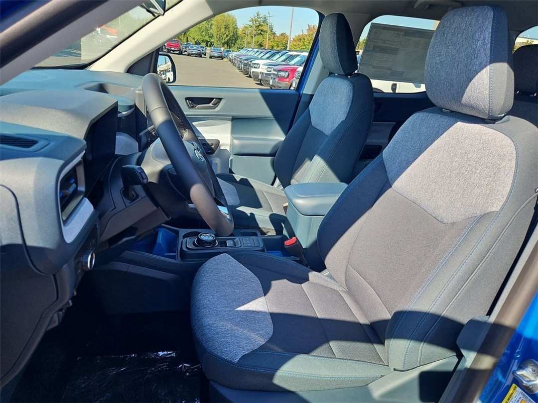 2025 Ford Maverick XLT - Image 13