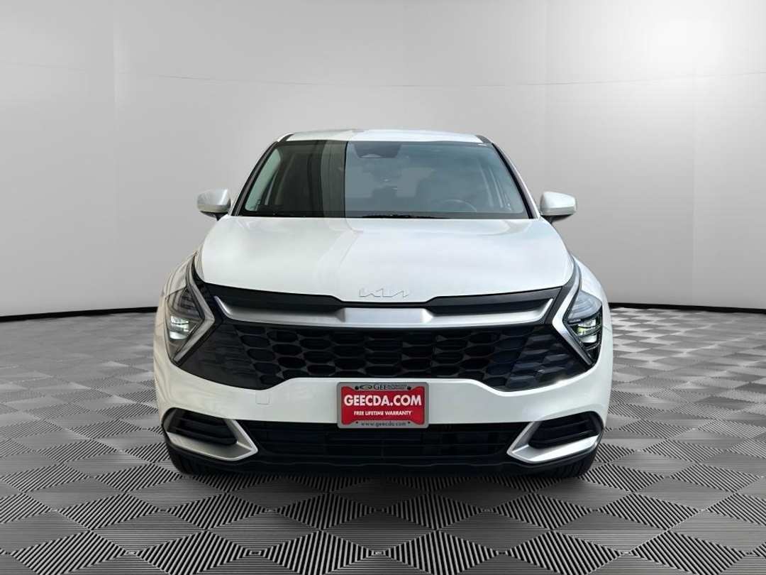 2025 Kia Sportage LX - Image 2