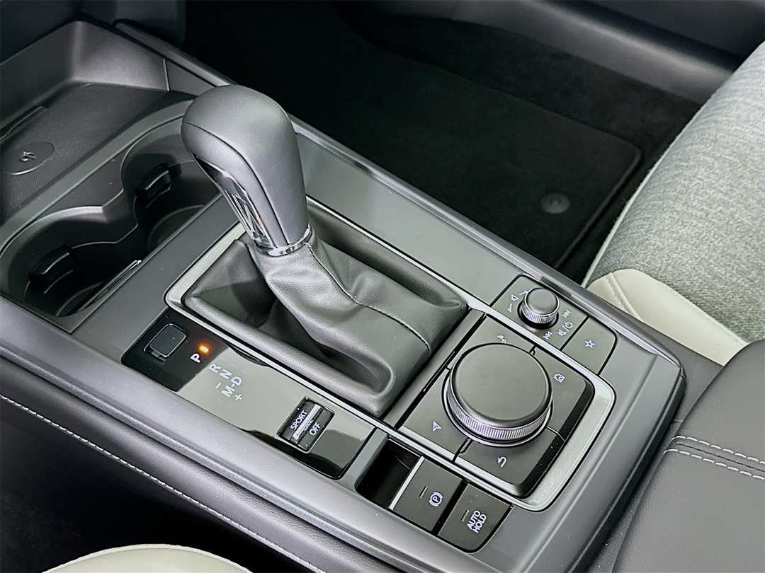 2026 MAZDA Cx-30 2.5 S Aire Edition - Image 17