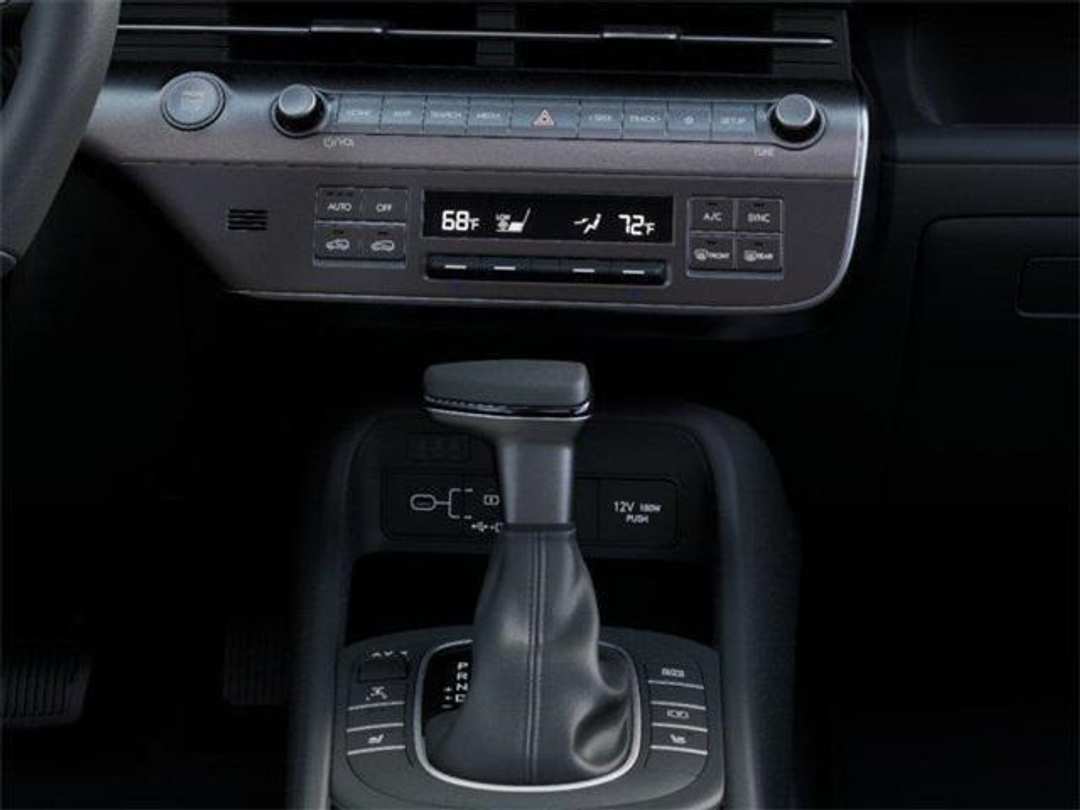 2026 Hyundai Kona SEL Premium - Image 16