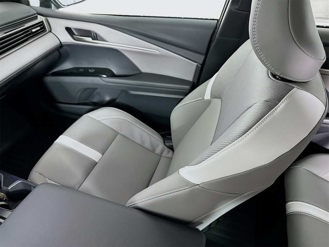 2026 Toyota Camry SE - Image 22