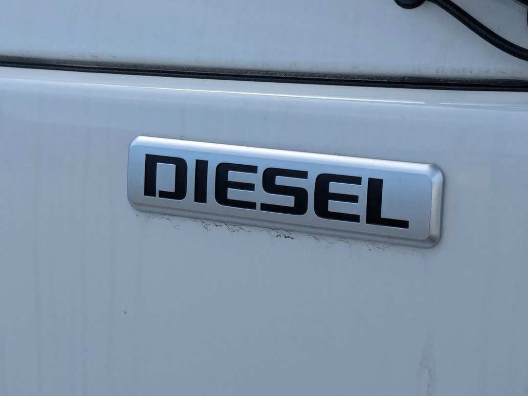 2024 Chevrolet 5500 Hd Lcf Dry Box - Image 14