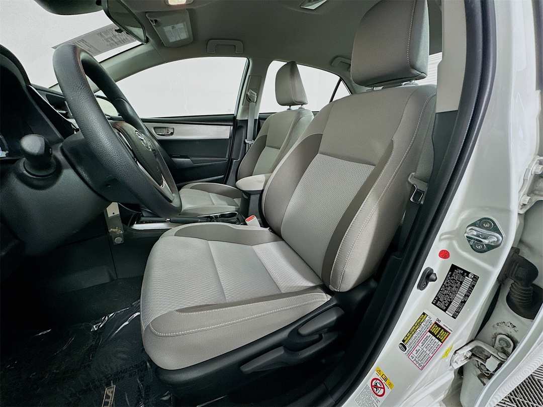 2019 Toyota Corolla LE - Image 19