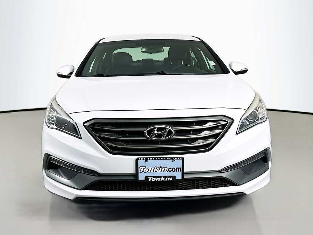 2017 Hyundai Sonata Sport 2.0T - Image 3
