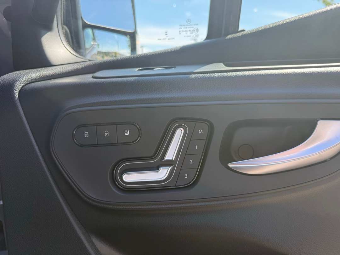 2025 Mercedes-Benz Sprinter 2500 Cargo 144 WB - Image 18