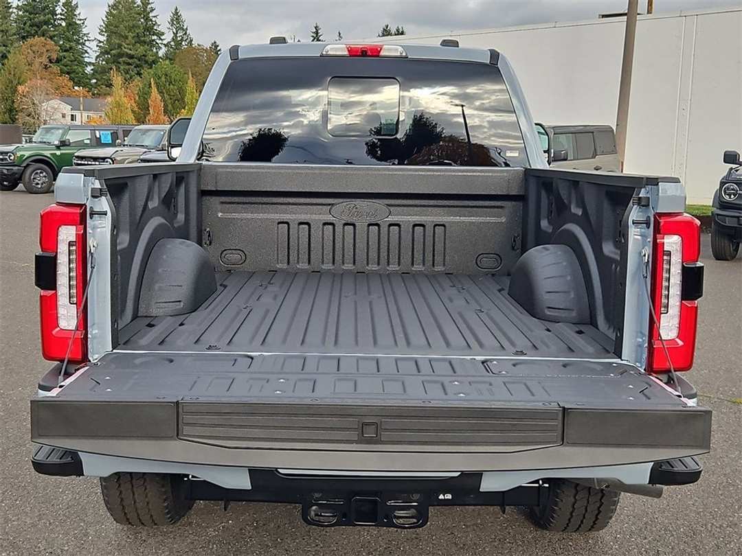 2026 Ford F-250Sd Platinum - Image 27