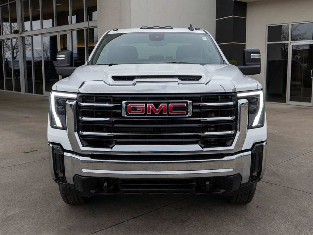 2024 GMC Sierra 3500Hd SLE - Image 2