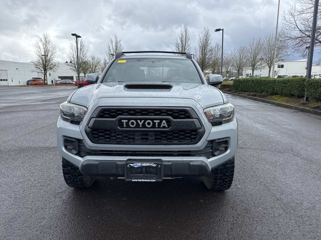 2017 Toyota Tacoma TRD Pro - Image 2